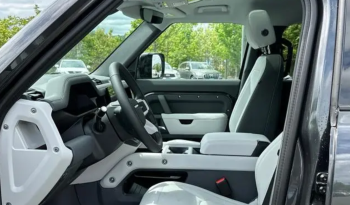2025 Land Rover Defender 110 P300 full