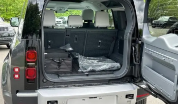 2025 Land Rover Defender 110 P300 full