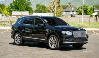 2023 Bentley Bentayga V8 full