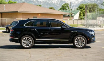 2023 Bentley Bentayga V8 full