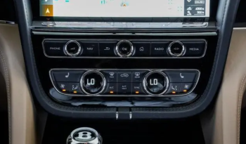 2023 Bentley Bentayga V8 full