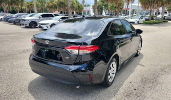 2024 Toyota Corolla LE full