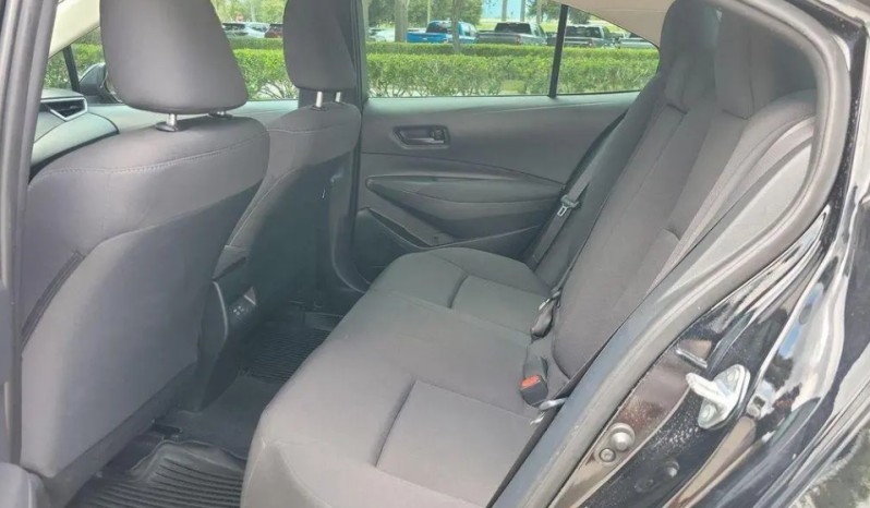 2024 Toyota Corolla LE full