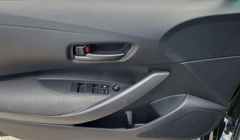 2024 Toyota Corolla LE full