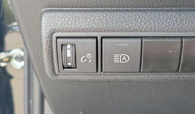 2024 Toyota Corolla LE full