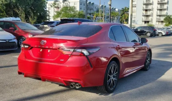 2023 Toyota Camry SE full