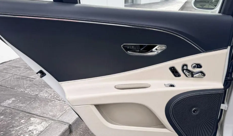 2026 Bentley Flying Spur Sedan full