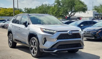 2024 Toyota RAV4 Prime XSE full