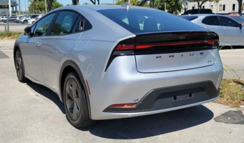 2024 Toyota Prius LE full