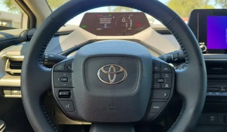 2024 Toyota Prius LE full