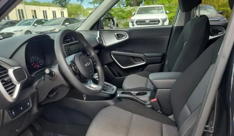2022 Kia Soul LX full