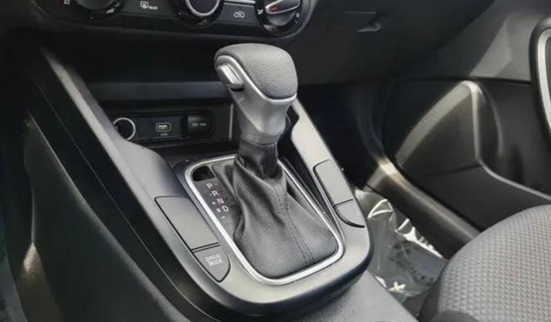 2022 Kia Soul LX full