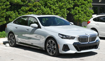 2026 BMW 530 530i full