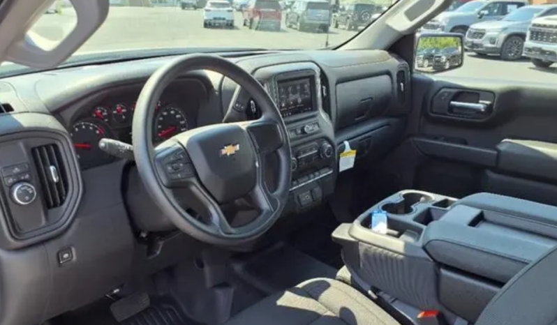 2024 Chevrolet Silverado 1500 WT full