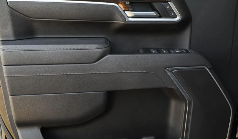 2025 Chevrolet Silverado 1500 RST full